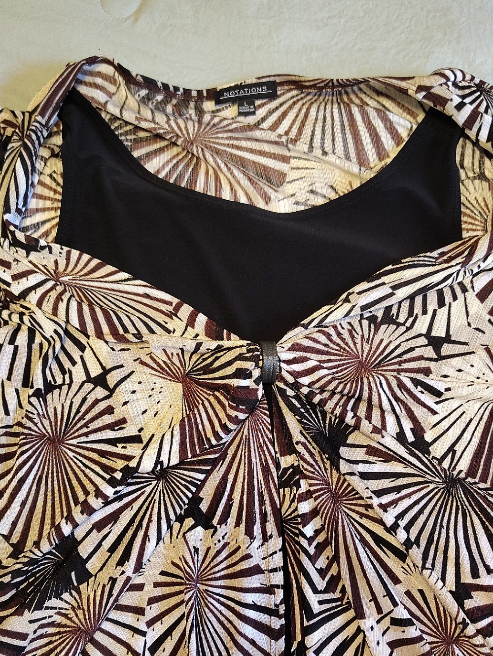 Notations Layered Top - L - Picture 11 of 11